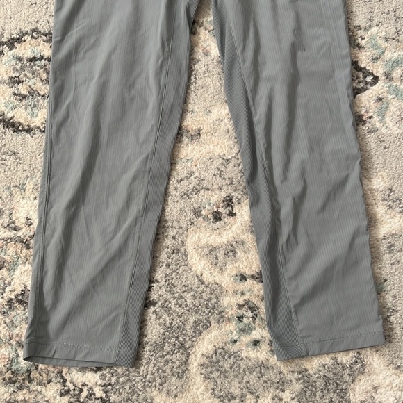 Lululemon Beyond the Studio Pant Slim in Rhino Grey - Picture 3 of 11